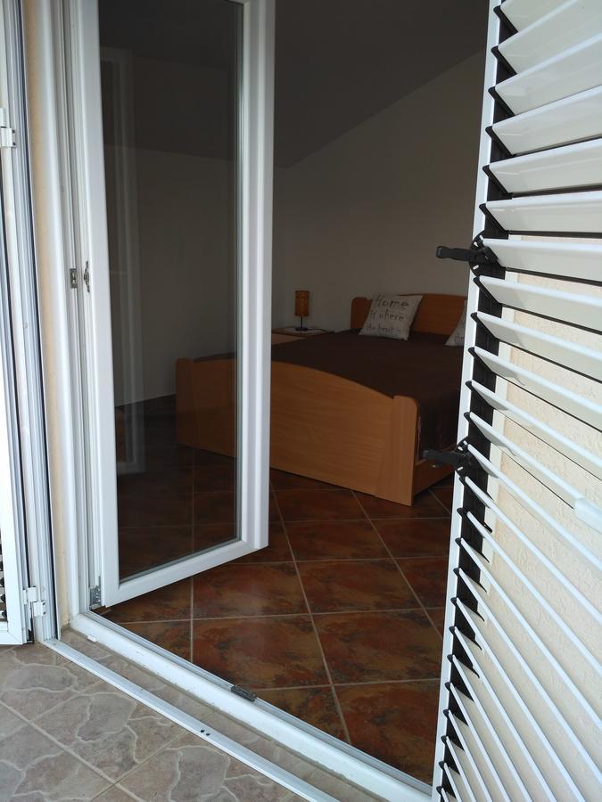 Apartmani Villa Radovic Risan Exterior foto