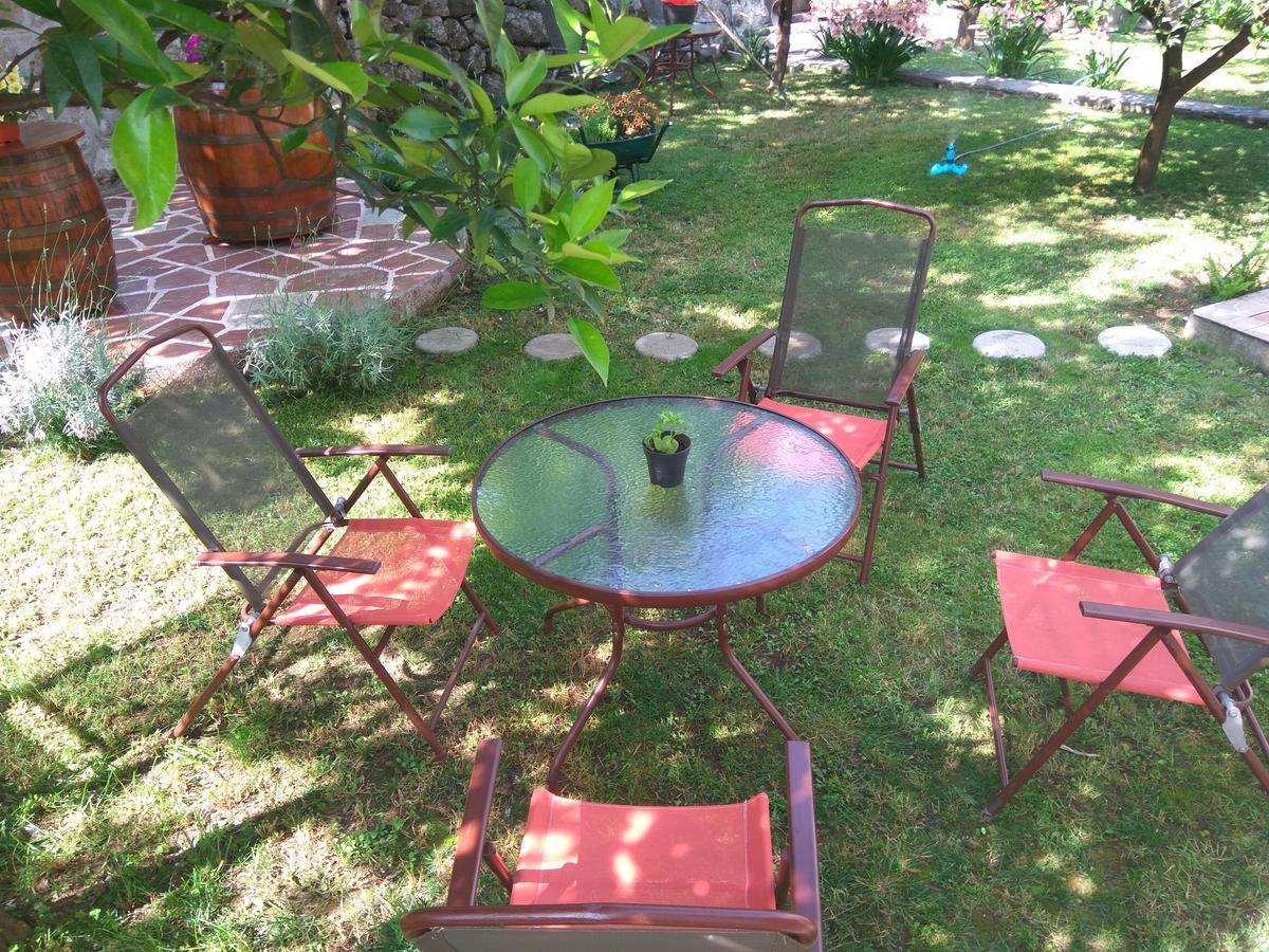 Apartmani Villa Radovic Risan Exterior foto